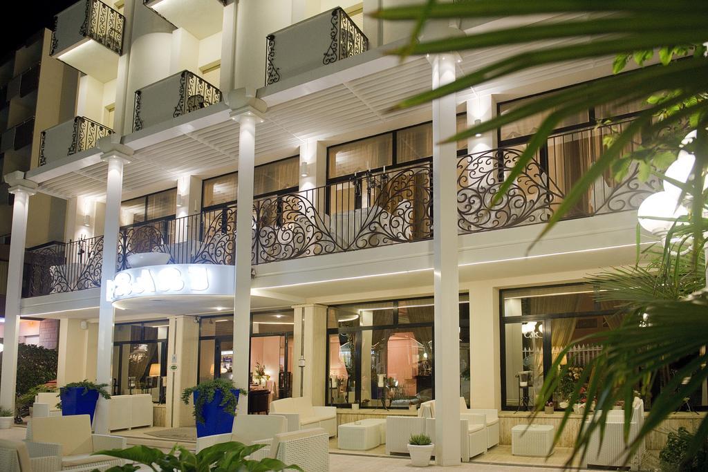 Hotel Baby B&B Milano Marittima Ngoại thất bức ảnh