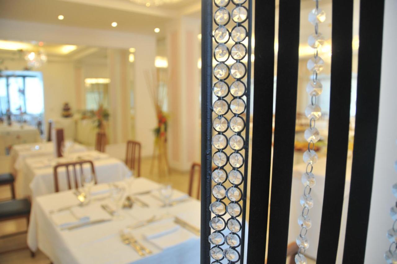 Hotel Baby B&B Milano Marittima Ngoại thất bức ảnh