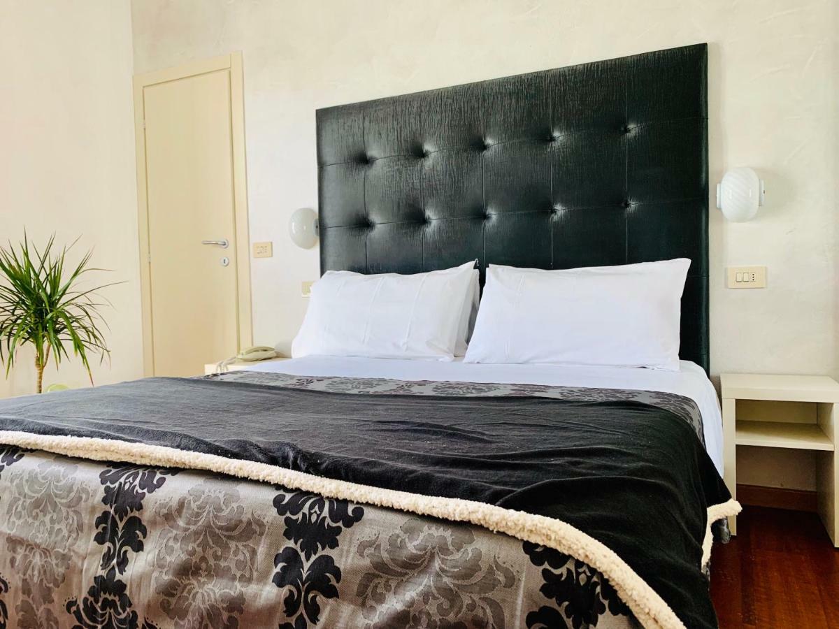 Hotel Baby B&B Milano Marittima Ngoại thất bức ảnh