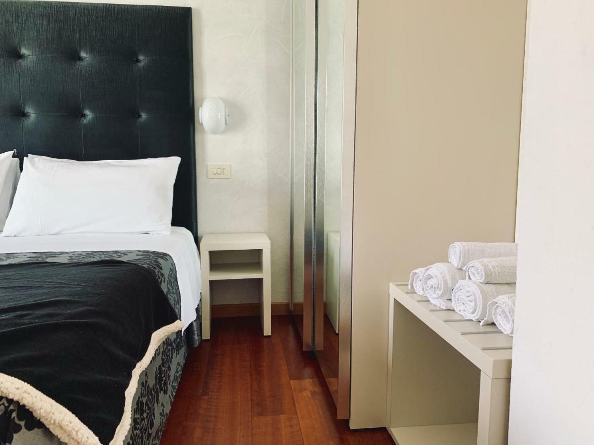 Hotel Baby B&B Milano Marittima Ngoại thất bức ảnh